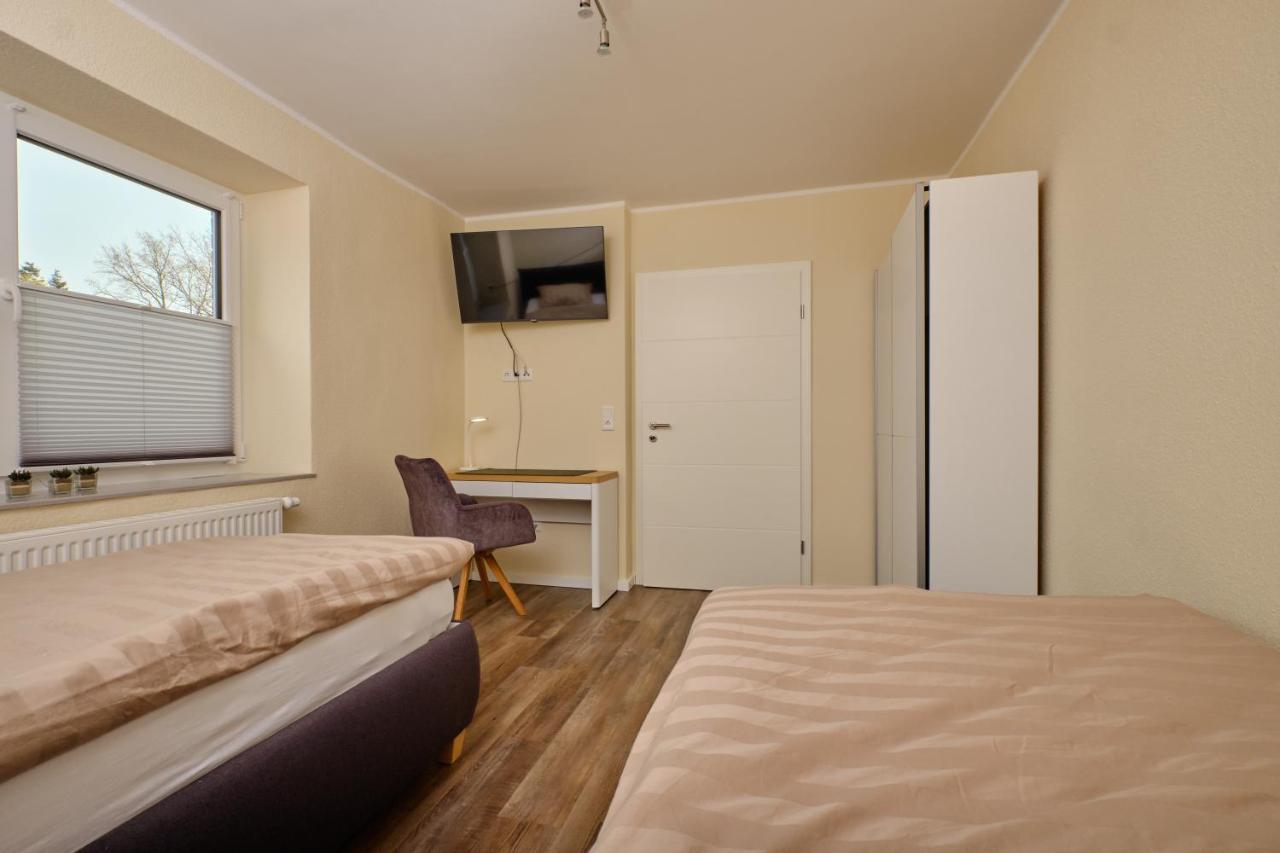 Ferienwohnung Schwarting Wiefelstede Esterno foto
