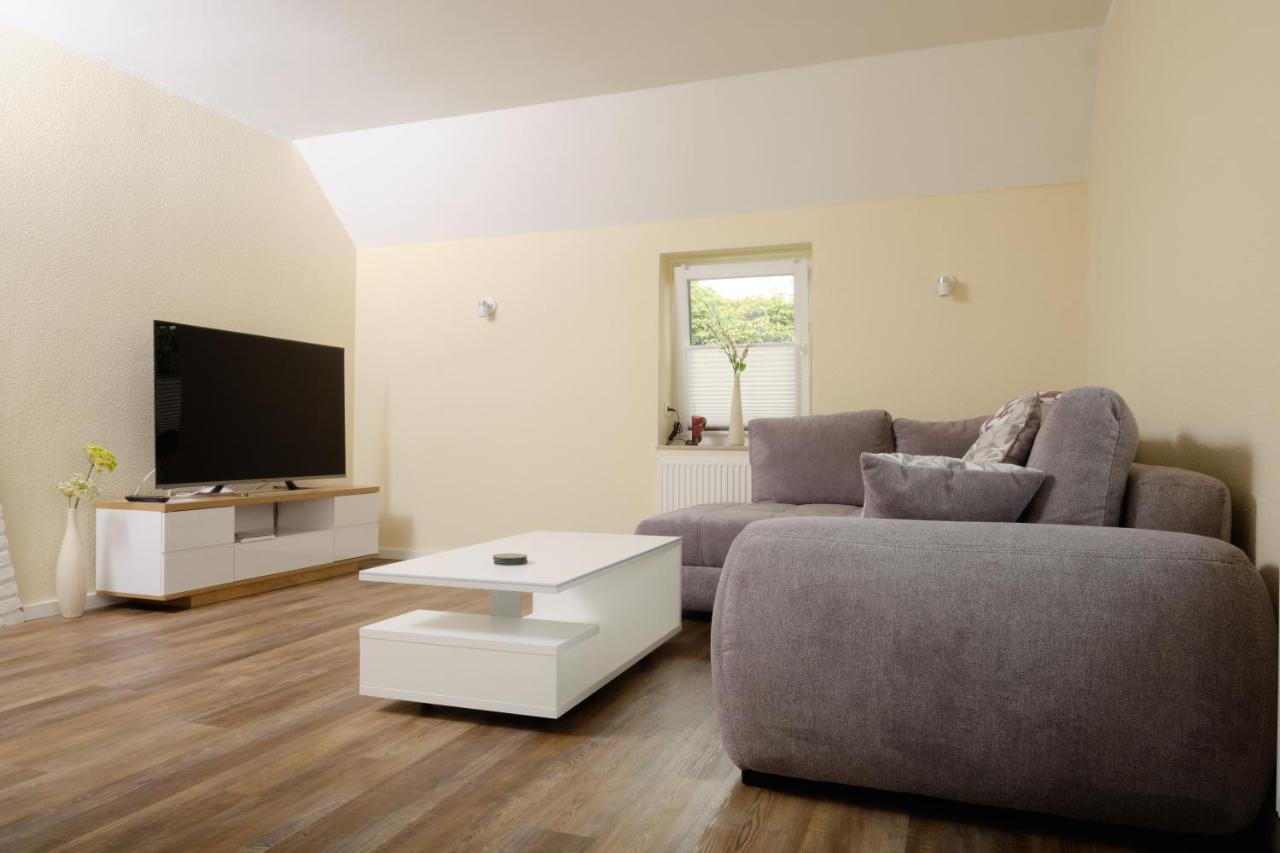Ferienwohnung Schwarting Wiefelstede Esterno foto